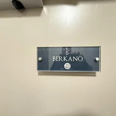 Merchants Quarters - Berkano - Stunning Apartment - Harbour And Sea Views - Free Roof Top Terrace With Sea And Harbour View And Central Location To Beaches Amenities Restaurants And Harbour