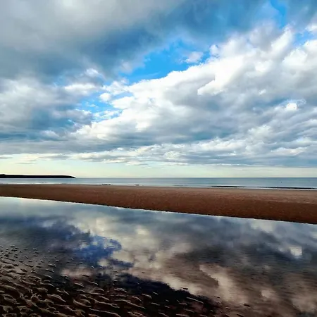 Merchants Quarters - Berkano - Stunning With Harbour And Sea Views, Roof Terrace And Location To Amenities Сasa de vacaciones
