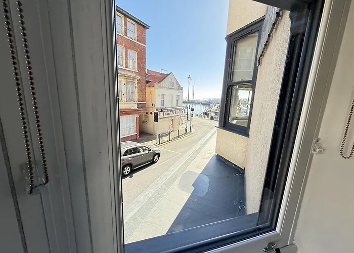 Tatil Evi Merchants Quarters - Berkano - Stunning - Harbour And Sea Views - Free Roof Terrace With Sea And Harbour View And Location To Beaches Amenities Restaurants And Harbour *